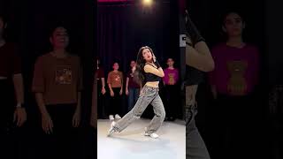 Taras  munjya dance viralshort viralshorts viralvideo shortvideo trending shortvideo love [upl. by Hegyera]