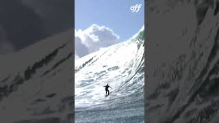 Surfando onda GIGANTE em NAZARÉ  Melhores ondas grandes do mundo em Portugal shorts [upl. by Aehta]