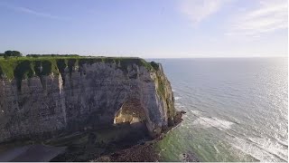 Patrimoine  Etretat le paradis normand [upl. by Ordnas]