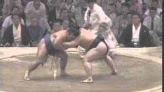 Asashoryu vs Tochiazuma nagoya 2005 [upl. by Jori38]