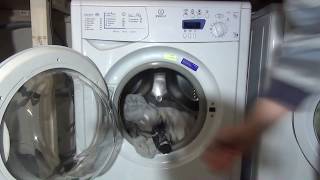 Indesit Time4u WIXE127  Stain removal option [upl. by Nyrrad]