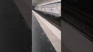 Arrivée et Départ dun MF77 IDFM à Porte dIvry  Ligne 7 paris metro idfm [upl. by Krug906]