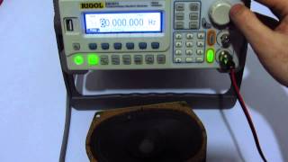 How to generate sound using a Function Generator [upl. by Sergius]