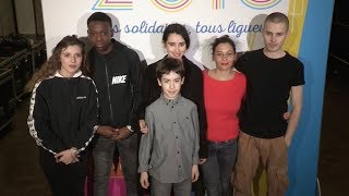 Les Bracelets Rouges cast actors at the 100th anniversary of La Ligue Contre le Cancer [upl. by Crandall]