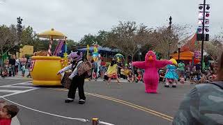 Parade  Sesame Street Land SeaWorld Orlando FL [upl. by Olen]