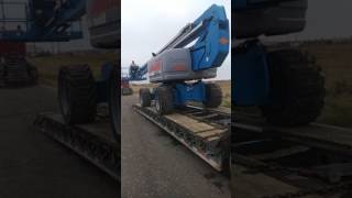 TruckersLoading an Aerial lift onto a RGN [upl. by Cirilo]