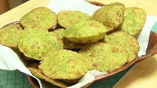 Tuvar ni Puri or Poori Video Recipe  Fried Pigeon Peas Bread Recipe [upl. by Annehcu]