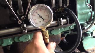 Compression Test 8v71 Detroit Diesel [upl. by Araminta]