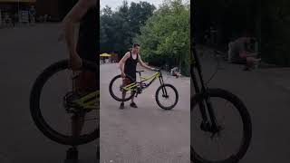 specialized demo 8 drop test downhill mtb jump testy [upl. by Eimot]