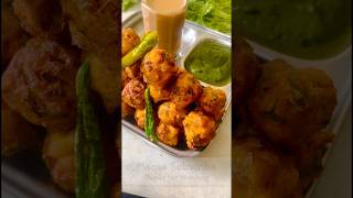 झमाझम बारिश में बनाये स्वादिष्ट पकौड़े  Crispy Moong Dal Ke Pakode Recipe shorts [upl. by Chanda]