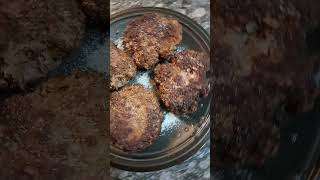 😱 25 Lbs Of Burgers amp Salt Cast Iron Skillet Meal carnivore food [upl. by Eniawd]