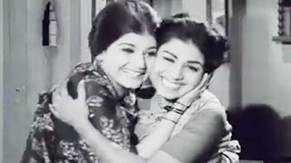 Rajesh Khanna  Aurat  Scene 1925 [upl. by Aner590]