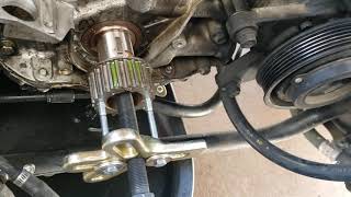 How to remove crankshaft sprocket timing gear on a 2jz engine [upl. by Ki]