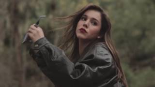 Carolina Mestrovic  Hombres de Papel Videoclip oficial [upl. by Gilbert]