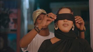 ABDIRISAAQ SICIID  JAWI CURIYA   Official Music Lyrics [upl. by Ymeon]