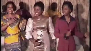 Micheline Shabani  Ozali Nzambe Ya Solo [upl. by Osric]