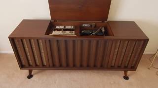 Zenith Console Stereo Record Player Model C9501 [upl. by Obadiah525]