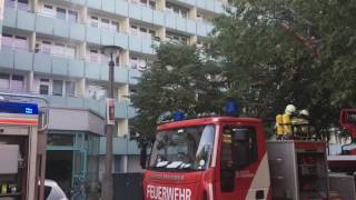 Ein Toter nach Wohnungsbrand in Berlin Lichtenberg [upl. by Leinoto]