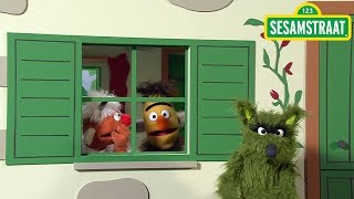 De wolf en de twee geitjes  Bert amp Ernie  Sesamstraat [upl. by Raviv]