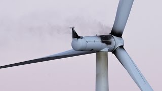 Wind turbine catches fire in Ocotillo [upl. by Amapuna]