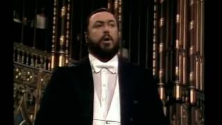 Adeste Fideles Pavarotti Notre Dame [upl. by Ettenig]