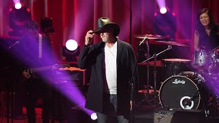 Trace Adkins  Love Me If You Can Live at 14th Annual ACM Honors [upl. by Jelks780]