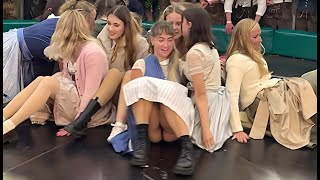 Girls Conquer the Teufelsrad A MustSee Oktoberfest Tradition [upl. by Yhtomiht]