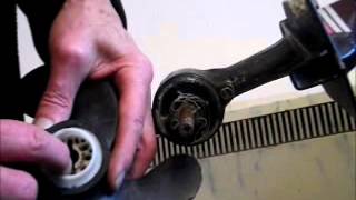 Evinrude 4HP Part 1propellor [upl. by Rebmeced]