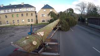 Die Reise des Weihnachtsbaums für den Annaberger Weihnachtsmarkt ZeitrafferVideo [upl. by Burnsed]