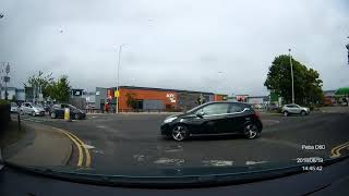 UK dashcam mini roundabout problems [upl. by Ramad]