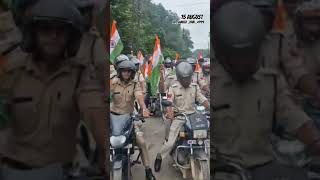 yah Mere Desh Ke Sipahi Hai Inki Ijjat karna Sikho main salute karta hun Aise police Walon per [upl. by Idel]