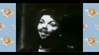 Rare Footage of Judy Garland singing quotSomewhere over the Rainbowquot [upl. by Wagner583]