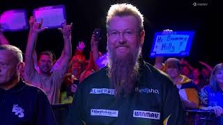 James Wade vs Simon Whitlock  Round 1  Queensland Darts Masters 2022 [upl. by Forta]