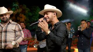 Banda Corona Del Rey  El Bandido De Amores En Vivo [upl. by Ayatnwahs]