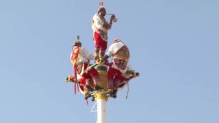 Los Voladores de Papantla [upl. by Ehman452]