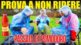 PROVA A NON RIDERE CHALLENGE PIÙ LEGGENDARIA DI SEMPRE CON LA PASSATA DI POMODORO con Awed e Dadda [upl. by Cirnek]