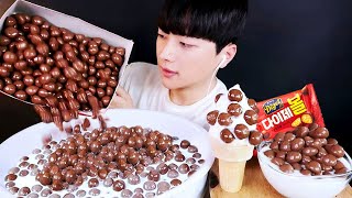 초코 파티🍫 시원한 우유에 달달한 다이제볼 말아서 먹방 ft따뜻한생크림 아이스크림 요거트 Chocolate balls in cold milk mukbang [upl. by Ninnette]