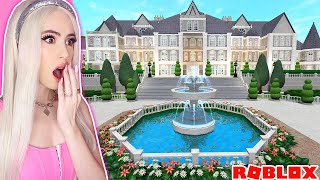 Spoiled Rich Girl Buys WORLDS MOST EXPENSIVE Mansion In Bloxburg [upl. by Ebba]