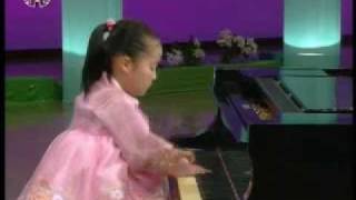 Piano Pak Su Yang  quotRainbowStriped Jacketquot DPRK Music [upl. by Jillene324]