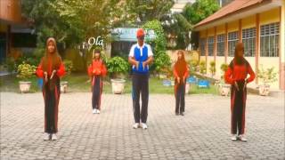 Senam Gemu Fa Mi Re  Pinguin dance Senam terbaru SMP Dharma Pancasila Medan mp4 [upl. by Ninon]