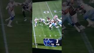 What should have been an incomplete pass turns into TD nfl viralvideo shorts [upl. by Eckart87]