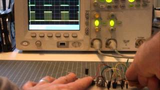 40106 sync oscillator demo with scope [upl. by Waylon]