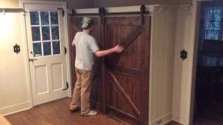 Single track bypass barn door system [upl. by Ordway11]