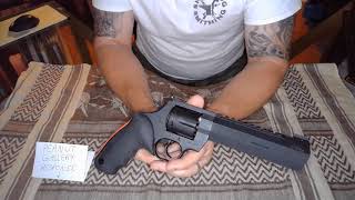 Taurus Raging Hunter 44 mag Revolver  Review [upl. by Aldarcie]