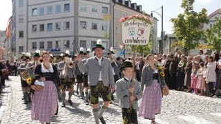 Herbstfest ErntedankFestzug durch Rosenheim [upl. by Attiuqaj]