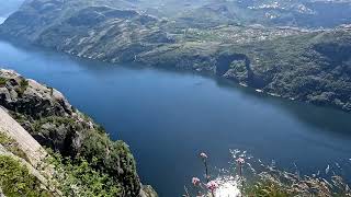 Preikestolen en film från midsommarafton 2024 om vår vandring upp till den berömda klippavsatsen [upl. by Adrian]