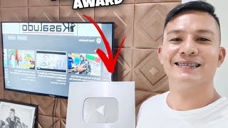 Unboxing my Youtube Creators Silver Play Button Award Team Kasaludo [upl. by Drucill]