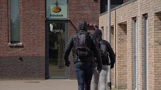 Oudenbosch Voor miljoenen uit kluisjes gestolen bij Rabobank aan de Kade [upl. by Reffinej]