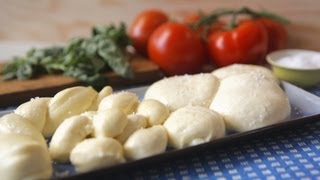 Rezept Käse selber machen  Mozzarella  Allrecipes Deutschland [upl. by Alvarez67]