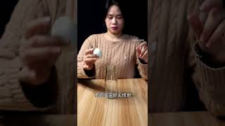 用物理知识把鸡蛋塞进瓶子，你知道是什么原理吗 趣味科普科普 [upl. by Orat]